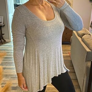 Free people heather gray scoop neck long sleeve tunic shirt. S